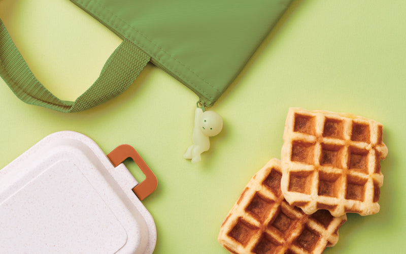 Smiski Zipprbite- Hanging On