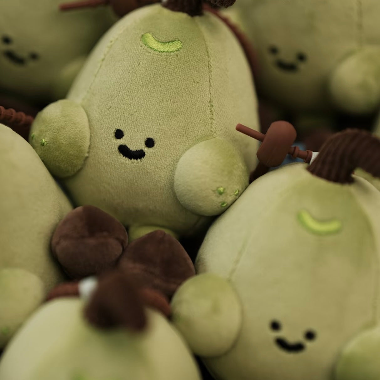 Lucky Orchard Series-Pear Shaped Plush Pendant